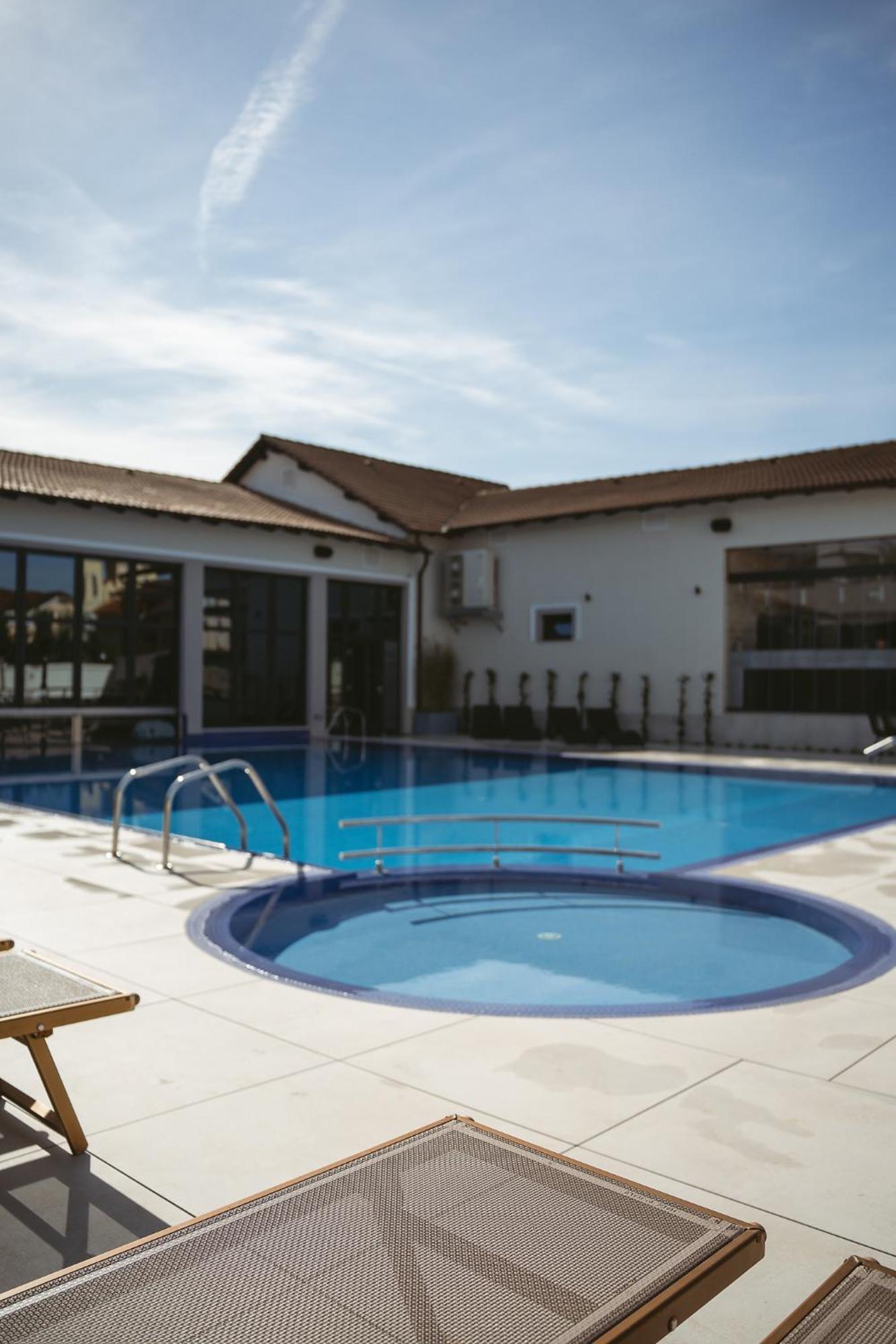 Allegria Hotel Spa Május 1. üdülő Kültér fotó